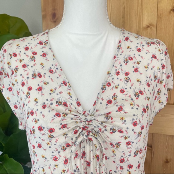 Kirious Ditsy Floral Cream V-neck Tiered Shift Knee Length Dress w Synch Chest - Picture 4 of 15